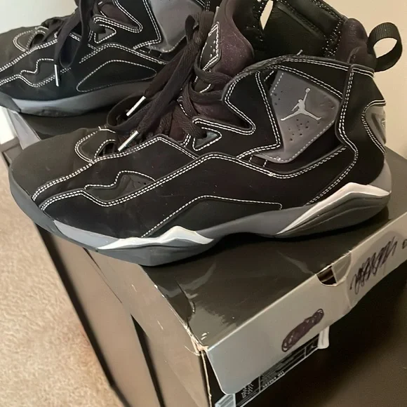 Nike Jordan True Flight Shoes - Picture 4 of 14